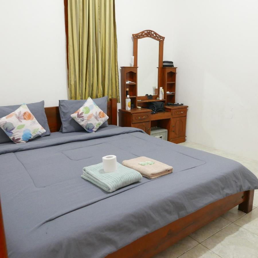 Rumah Side Apartment Gili Trawangan Exterior photo